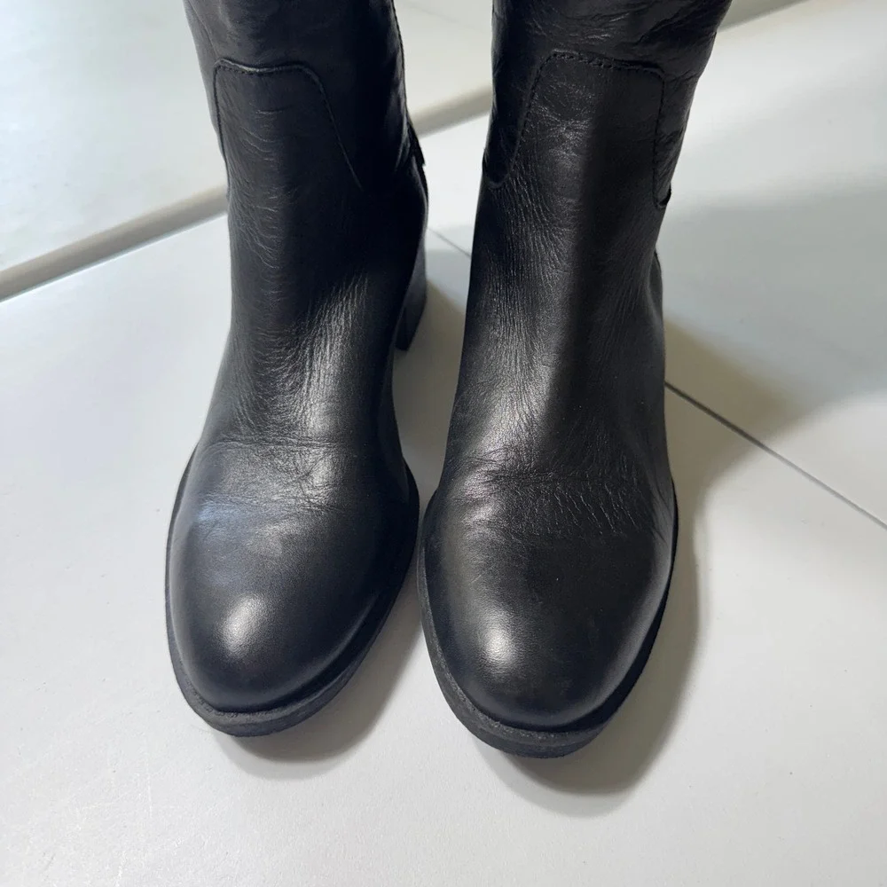 BCBGeneration Tall Boots Womens 9 Black Leather Lace Back Edgy Goth BG-MALLORY